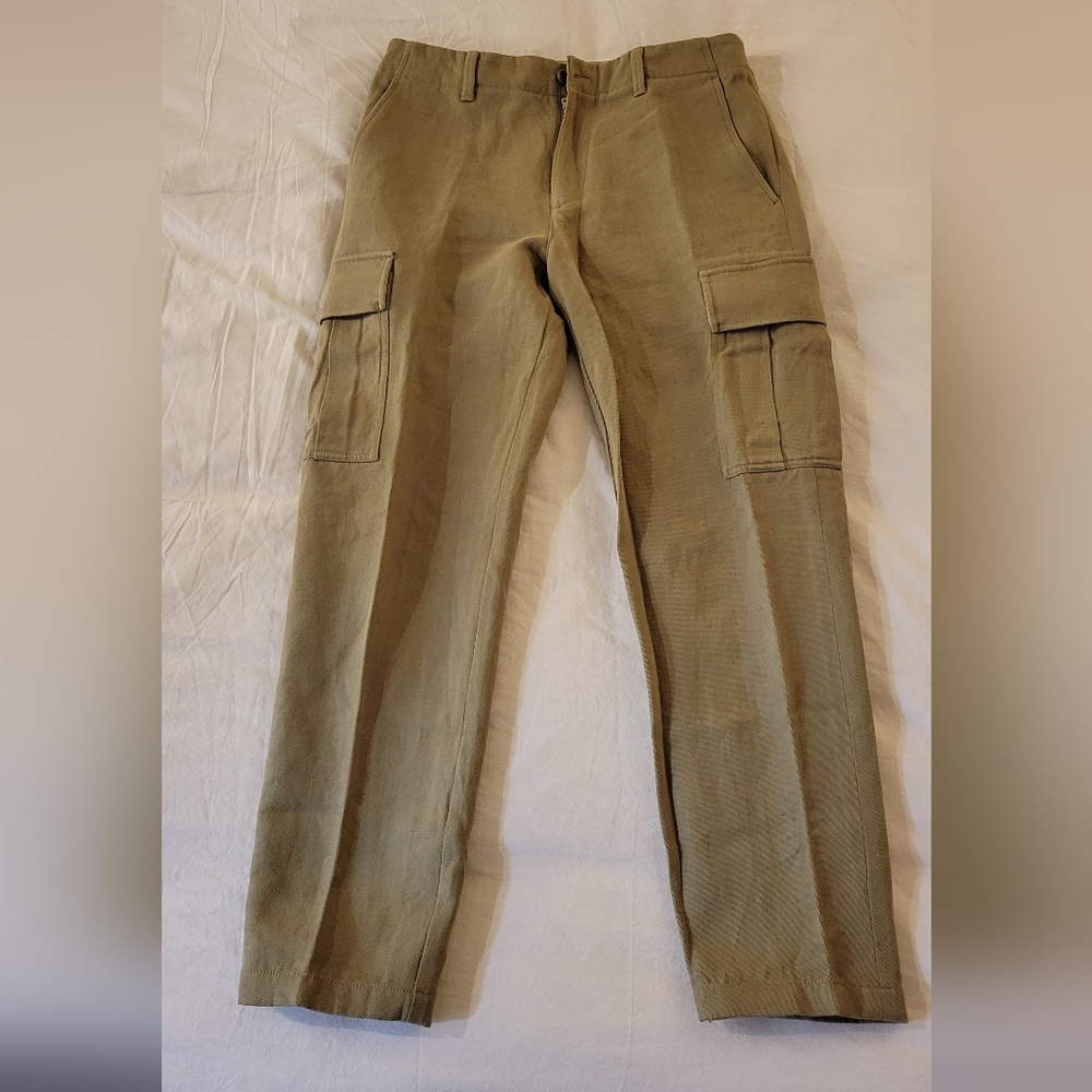 Club Monaco cropped cargo pants Size 31